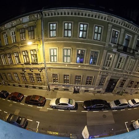 Casa De La Musica Hostel Budapest Exterior photo