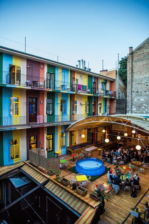 Casa De La Musica Hostel Budapest Exterior photo