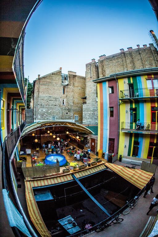 Casa De La Musica Hostel Budapest Exterior photo